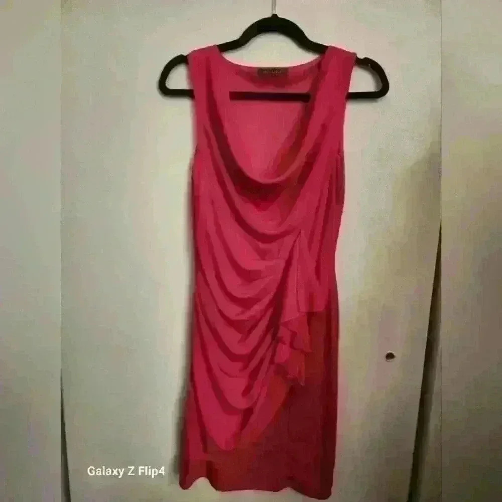 WOMENS  RUCHED PINK DRESS SIZE MED
